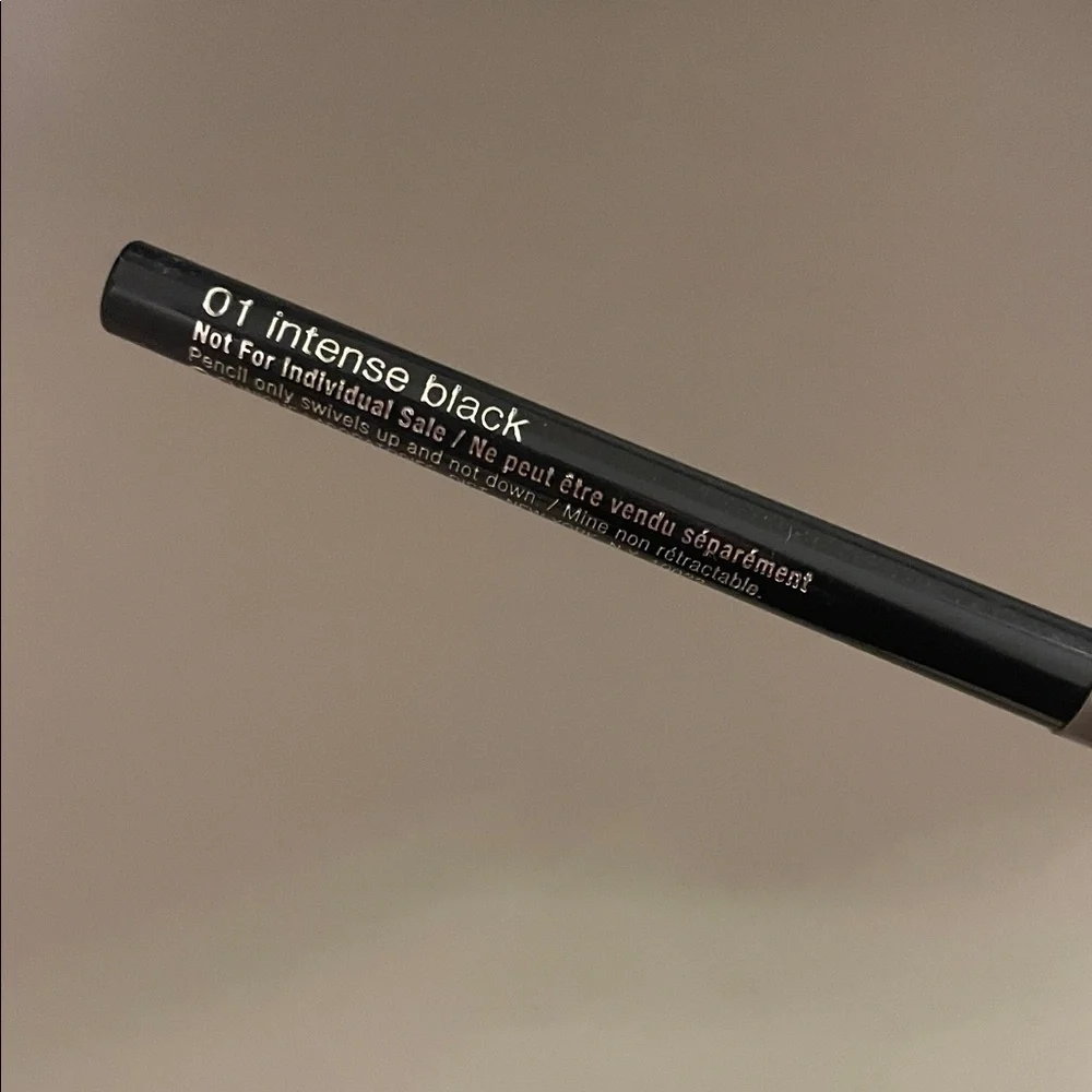 New Clinique Black Mascara and Eyeliner Bundle